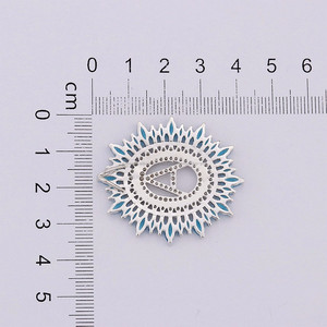 muestra <span class=keywords><strong>gratis</strong></span> colgante de mujer letra - Product Image 6