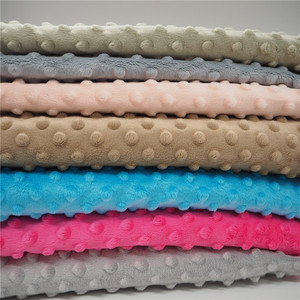 Minky Dimple Polka Dot Vải <span class=keywords><strong>Cuddle</strong></span> Mềm Bong Bóng Dot Polyester Ba Lan Vải Cho Chăn Em Bé Sử Dụng - Product Image 1