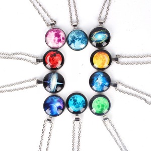 Collar con Colgante de Luna <span class=keywords><strong>Aurora</strong></span> Boreal de Múltiples Colores, Estilo Bohemia, Cadena de Eslabones de Aleación con Forma de Ancla, para Mujer, Brillo de Año Nuevo - Product Image 1