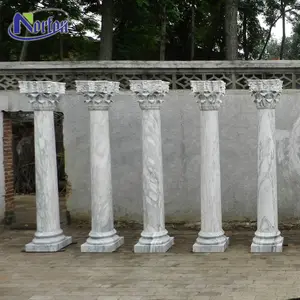 自然な手彫りの装飾的な丸い石固体アラベスカト白い大理石ローマの柱と柱