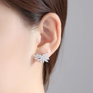 LUOTEEMI 2017 Nuove Signore Angel wings Bijoux Zircone Cubico Della Vite Prigioniera Dichiarazione <span class=keywords><strong>Orecchini</strong></span> Per Le Donne Orecchino Gioielli di Moda - Product Image 3