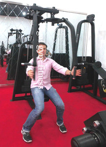 Chất lượng cao phía sau Delt& PEC bay/phòng tập thể dục thiết bị tên/nhập khẩu thiết bị thể dục - Product Image 4