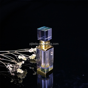 Venta al por Mayor <span class=keywords><strong>de</strong></span> Fábrica, Botellas <span class=keywords><strong>de</strong></span> Perfume <span class=keywords><strong>de</strong></span> Cristal <span class=keywords><strong>de</strong></span> Roca Pequeñas, Piedra Curativa <span class=keywords><strong>de</strong></span> <span class=keywords><strong>Cuarzo</strong></span>, Botella <span class=keywords><strong>de</strong></span> Perfume para Mujer, Decoración para <span class=keywords><strong>Bodas</strong></span>/Hogar - Product Image 2