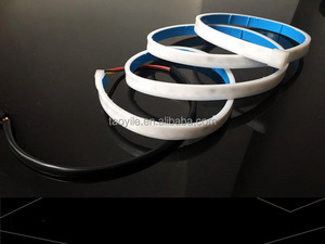 Coche que fluye LED tira flexible cola de camiones caja RGB tubo de luz trasera de <span class=keywords><strong>la</strong></span> vuelta del freno luz de señal - Product Image 2