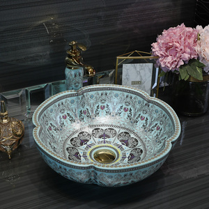 Lavabo da Bagno in Ceramica Artistica Antica di Jingdezhen, Forma Floreale, Porcellana Colorata Stile Famille Rose - Product Image 1