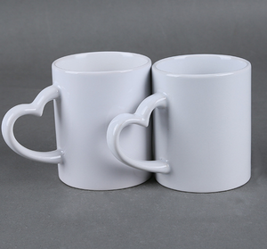 Thời Trang Thăng Hoa Cà Phê Gốm Trống Tim Xử Lý Mugs Với Logo Tùy Chỉnh - Product Image 4