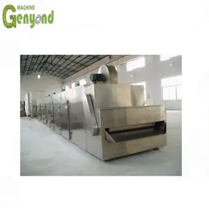 Fast drying and sizing microwave drying machine for drying kraft paper