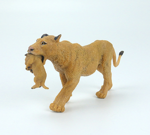 Resina personalizzata artigianato madre leone con bambini statua di animali figurina di leonessa - Product Image 6