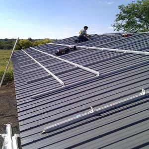 Sistema de montaje de Panel Solar de techo de Metal, Riel de aluminio Natural y nulo, estructura de acero personalizada de alta calidad, tamaño personalizado