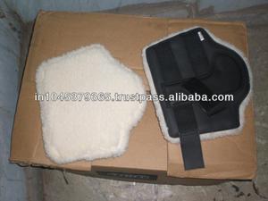 Cheval Botte De Protection - Product Image 1