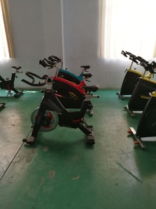 Vélo rotatif professionnel, vente en gros - Product Image 3