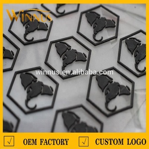 Tùy Chỉnh Nhiệt Nhiệt Báo Chí Thân Thiện Với Môi Nổi 3D Logo Cao Su Silicone Truyền Nhiệt Nhãn Cho Quần Áo - Product Image 4