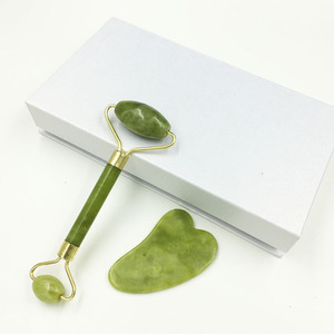 Masajeador Facial de Rodillo de <span class=keywords><strong>Jade</strong></span> Dispositivo de Rodillo de Doble Cabeza Antienvejecimiento para Rejuvenecimiento Adelgazante de Estiramiento Facial - Product Image 2