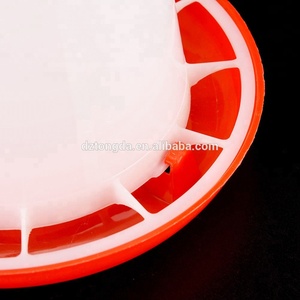 <span class=keywords><strong>Mangeoire</strong></span> en plastique rouge 1.5kg pour bébé poulet <span class=keywords><strong>poule</strong></span> volaille - Product Image 4
