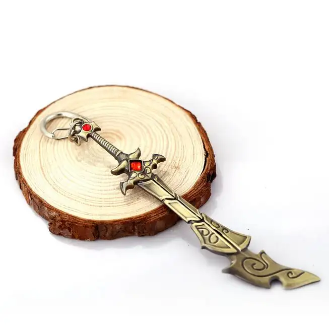 2017 Hot Sales League 12cm Sword of Legends Key Chains Hot Game Theme Metal Pendant Fashion Jewelry Keychains