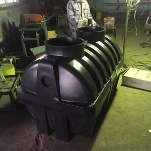 알루미늄 또는 철 또는 강철로 만든 맞춤형 플라스틱 워터 타워 rotomolding 금형