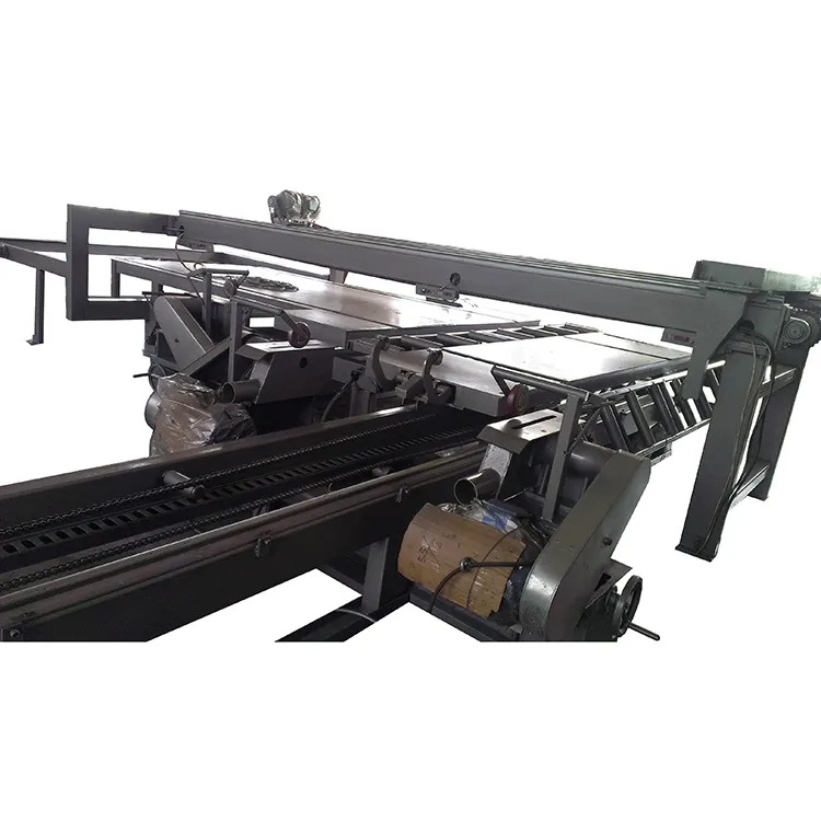 Máquina de corte de quatro bordas de madeira, placa automática completa da máquina de corte de madeira do painel de madeira ruifeng maquinaria