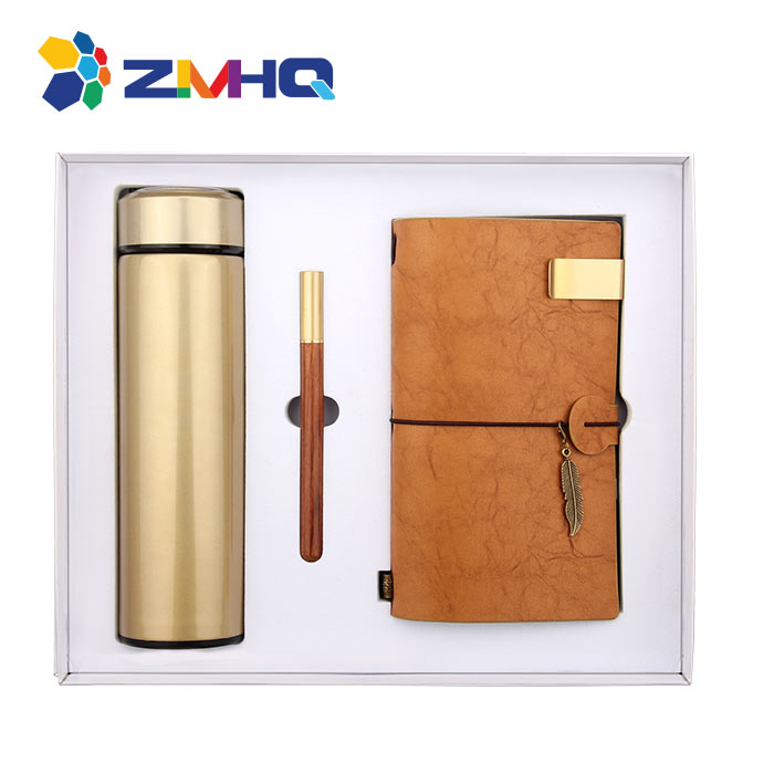Fiaschetta sottovuoto oro + penna + taccuino