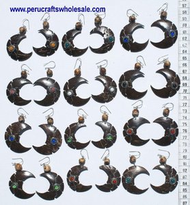 Pendientes de Coco con Forma de Luna, Joyería Artesanal - Product Image 2