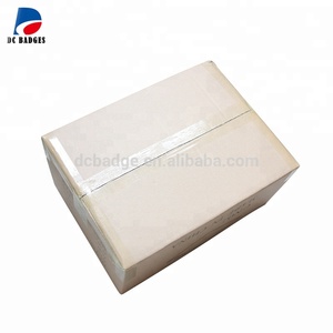 Chất lượng cao của nhãn hiệu nút Maker hoán đổi cho nhau khuôn huy hiệu Máy làm - Product Image 6