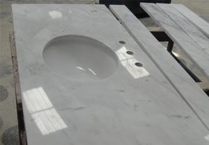 सिंथेटिक छूट Carrara सफेद संगमरमर रसोई काउंटर में सबसे ऊपर