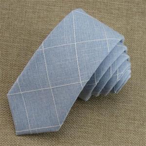 Corbata de hombre de algodón cepillado con diseño a cuadros - Product Image 5