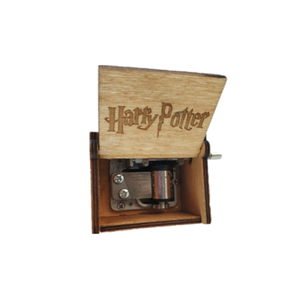 Music box new product wooden rectangle hand crank potter music box for kids