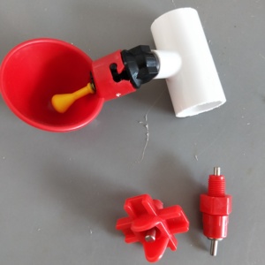 Tubería de <span class=keywords><strong>PVC</strong></span> de 1/2 ", accesorios en T para <span class=keywords><strong>bebedero</strong></span> de aves de corral, <span class=keywords><strong>bebedero</strong></span>, vasos y tetinas - Product Image 3