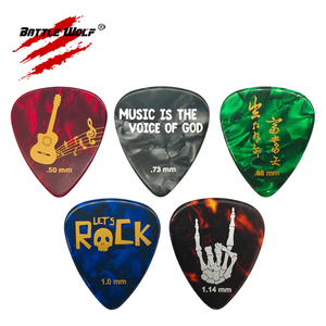 0,50mm-1,14mm Celluloid und Acetal Material 10pcs Verschiedenen Designs Gitarre Picks Großhandel Mit einem Leder Pick halter - Product Image 3
