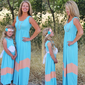 2018 nuevo estilo de la madre y la hija negro y falda azul familia matching outfits verano playa - Product Image 6