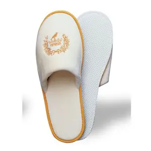 Wholesale Cheap Disposable Non Woven Hotel Slipper With Logo Brand