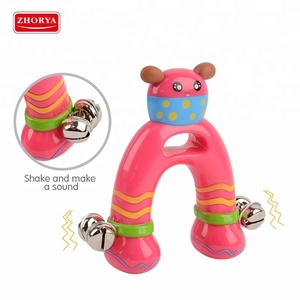 Plástico <span class=keywords><strong>campanilla</strong></span> instrumentos U tipo música sonajero juguete para el bebé - Product Image 2