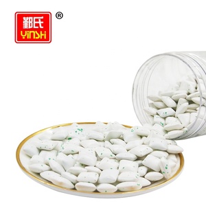 Factory Wholesale Strong Mint Flavor Crispy Chewing <strong>Gum</strong> with Green Spray Spots - Product Image 2