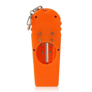Haute Qualité Portable Volant Cap Zappa Bière Boisson Ouvre-Bouteille En Métal Top Shooter Pistolet Cuisine Cuisine Outil F1 Style - Product Image 1