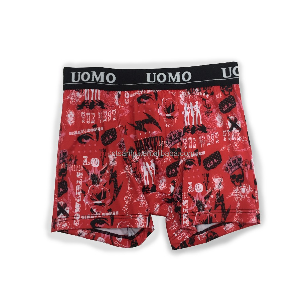 chicos en calzoncillos boxer