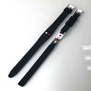 โลโก้ที่กำหนดเองพลังงานวงราคาถูกสายรัดข้อมือออกกำลังกายกีฬาซิลิโคนสร้อยข้อมือสำหรับผู้ชาย - Product Image 6