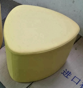 Nouveau repose-pieds et pouf triple design pour bureaux et espaces publics, mobilier pour hôtels et écoles, en tissu durable - Product Image 4