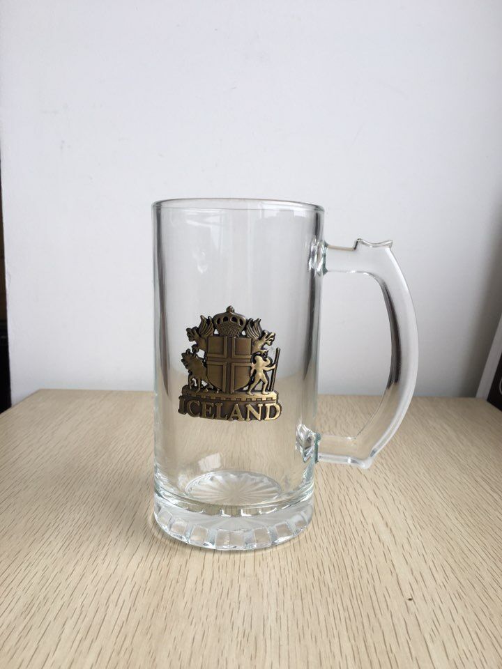 500ml glass beer mug stein with metal logo.