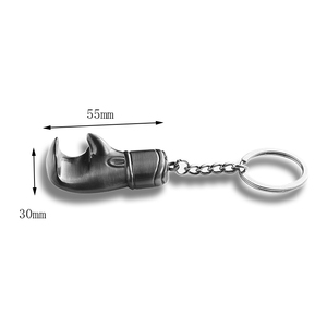 قفاز معدني للملاكمة على شكل حلقة مفاتيح مخصصة من مصمم الأزياء - Product Image 6