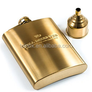 TPINOX-Petaca dorada de 8oz, juego de regalo: bien merecida grabada. Petaca de bolsillo para licor + embudo en un elegante embalaje satinado negro. - Product Image 1