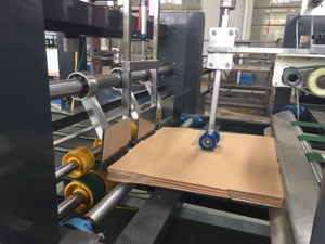 Máquina de encolado automático de cajas de cartón corrugado de buena calidad - Product Image 5