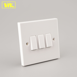 WK <b>Square</b> <b>Edge</b> 10AX 3 Gang 2 Way Electrical Wall Switch Plate Light Switch - Product Image 1