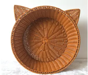 Factory directly supply PP Rattan handmade weaving storage animal shaped rattan basket pet baskets for dog house