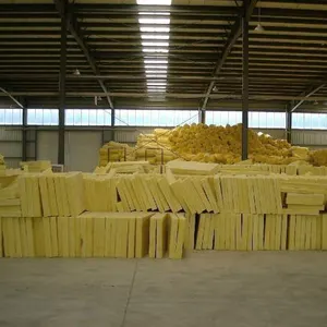 50มม.หนา Fire ฉนวนกันความร้อน Glasswool Board ไม่มี Itch แก้วกระดาษคราฟท์ขนสัตว์