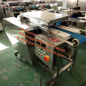 Machine à trancher automatique en acier inoxydable <span class=keywords><strong>pour</strong></span> côtelettes de porc, <span class=keywords><strong>steak</strong></span>, poulet, viande fraîche / Machine à trancher <span class=keywords><strong>pour</strong></span> découper la viande fraîche - Product Image 3