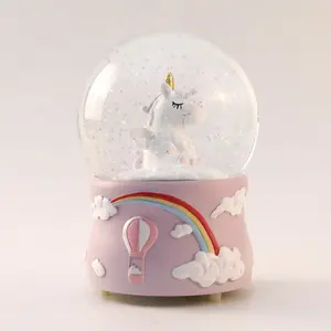2019 UniqueでThe Market Unicorn Music Snow Globe