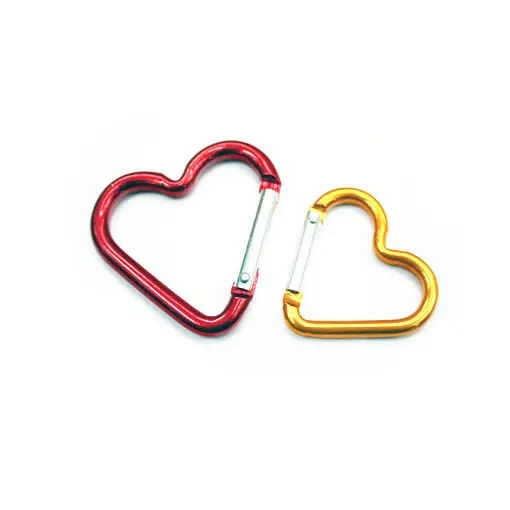พวงกุญแจอลูมิเนียมรูปหัวใจคาราบิเนอร์ในคละสี