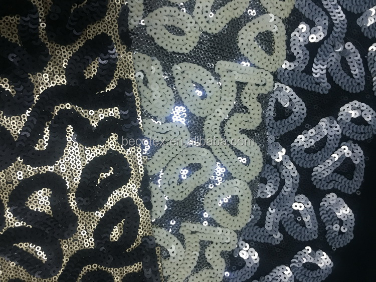 Tissu brodé de sequins sequin coloré net tissu brodé couleur de paillettes tissu