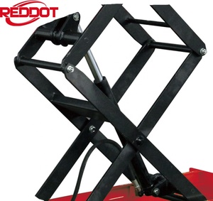 Plataforma Elevadora de Tijera Semi-Eléctrica Reddot de 500 kg y 1000 kg con Plataforma Grande - Product Image 3