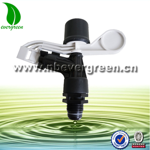 20 <span class=keywords><strong>serie</strong></span> 1/2 "<span class=keywords><strong>macho</strong></span> de ángulo bajo impacto de rociadores de plástico plátano de rociadores de riego agrícola - Product Image 1